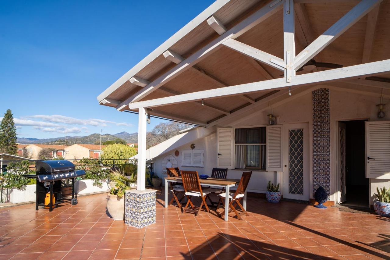 Casa Vacanza Giugio Giardini Naxos Eksteriør bilde