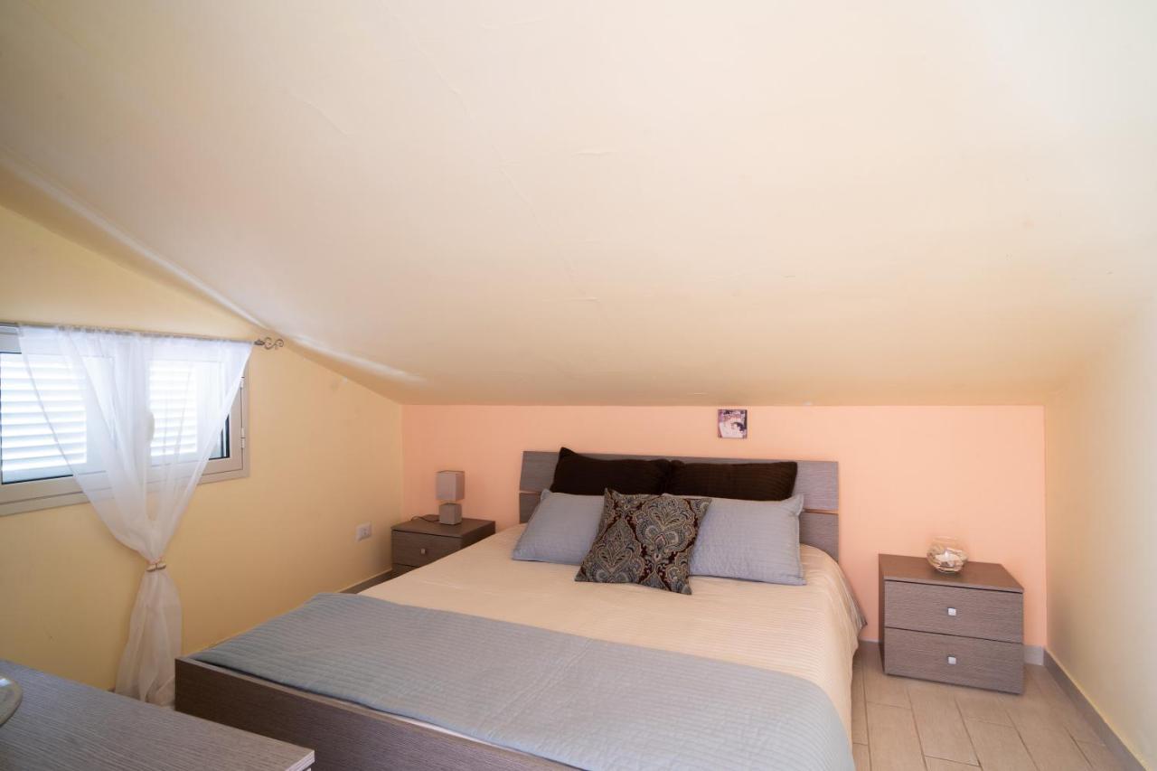Casa Vacanza Giugio Giardini Naxos Eksteriør bilde